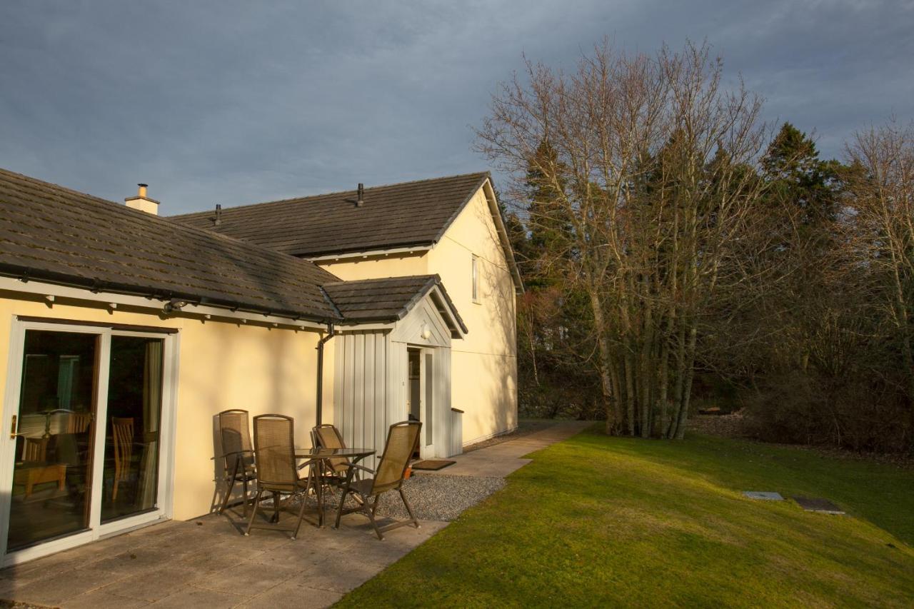 Loch Ness Abbey Cottages Fort Augustus Luaran gambar
